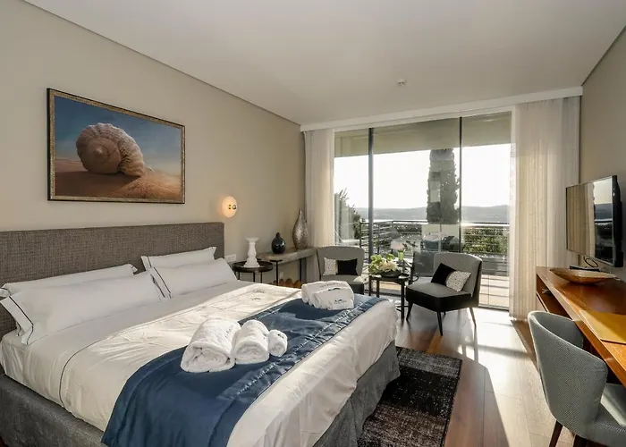 Paladina Konukevi 4*