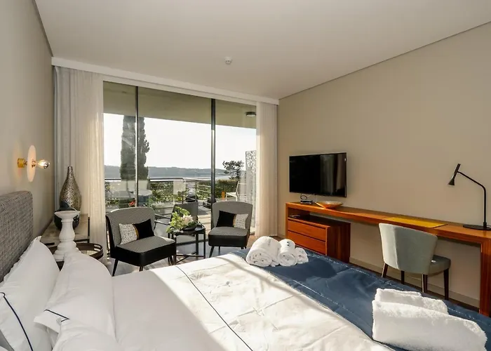 Paladina Фош-ду-Арелью